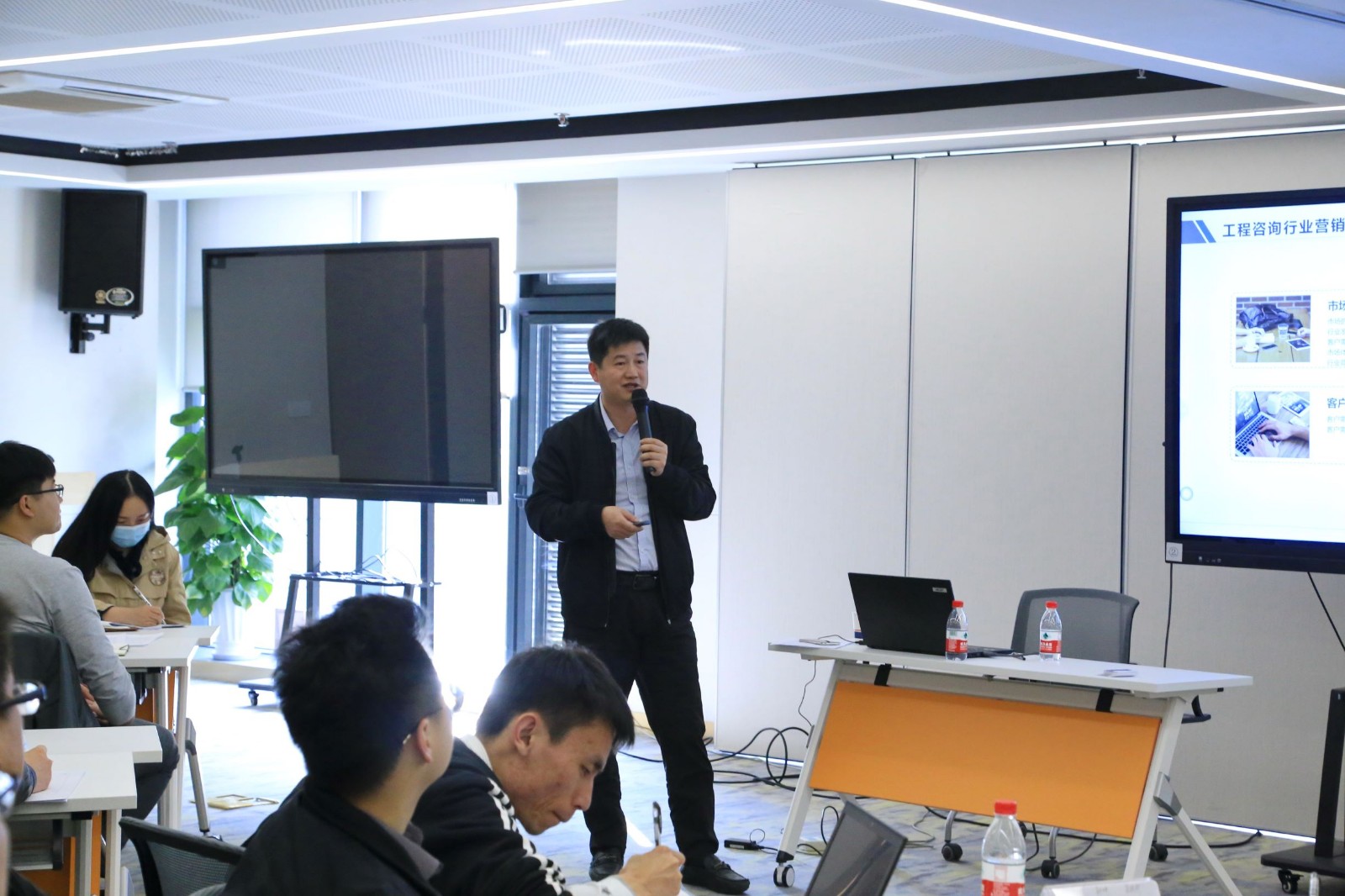 1606202118733050.jpg 刘自福3.JPG