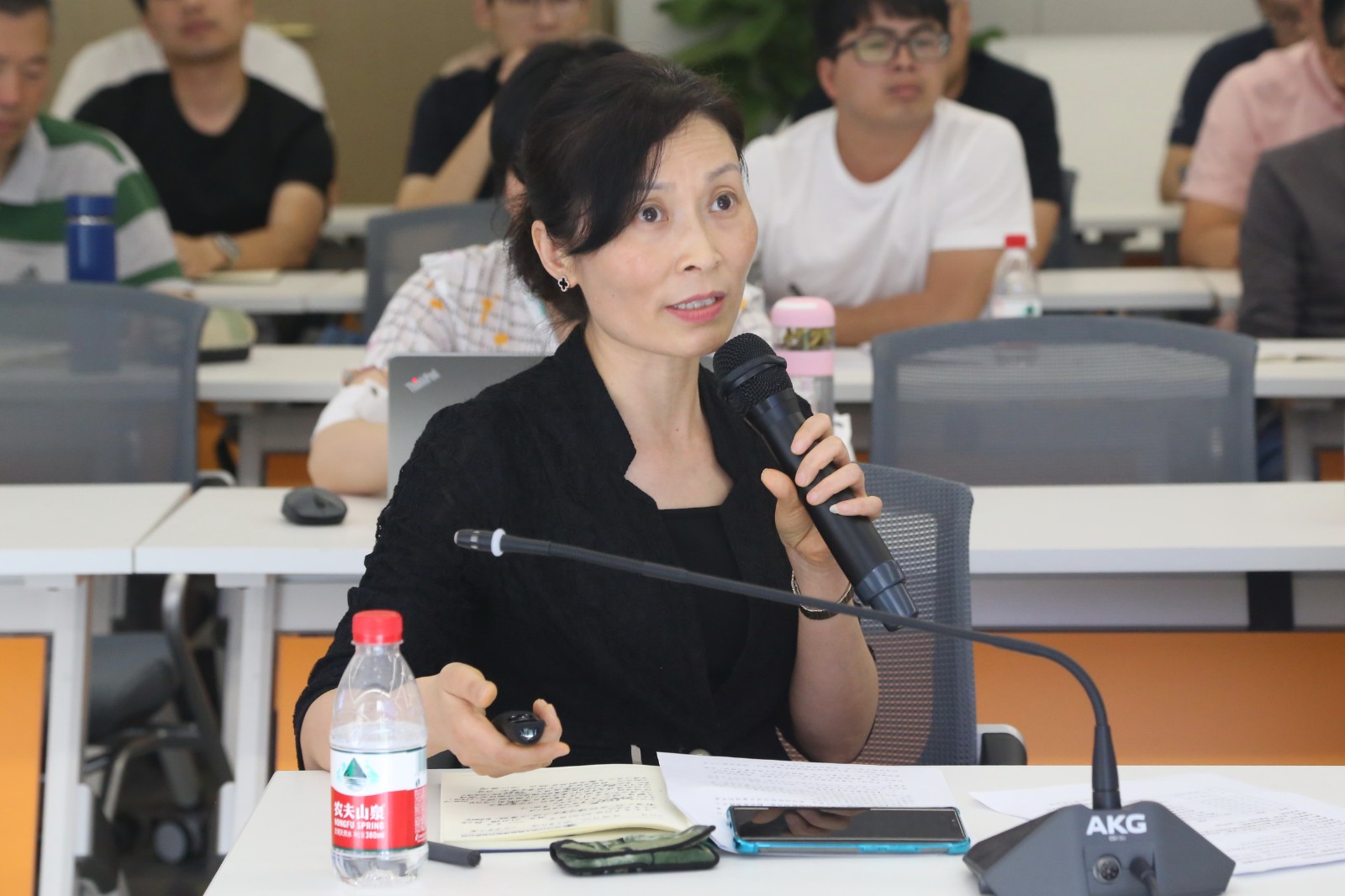 1621405996195550.jpg 郑莉.JPG