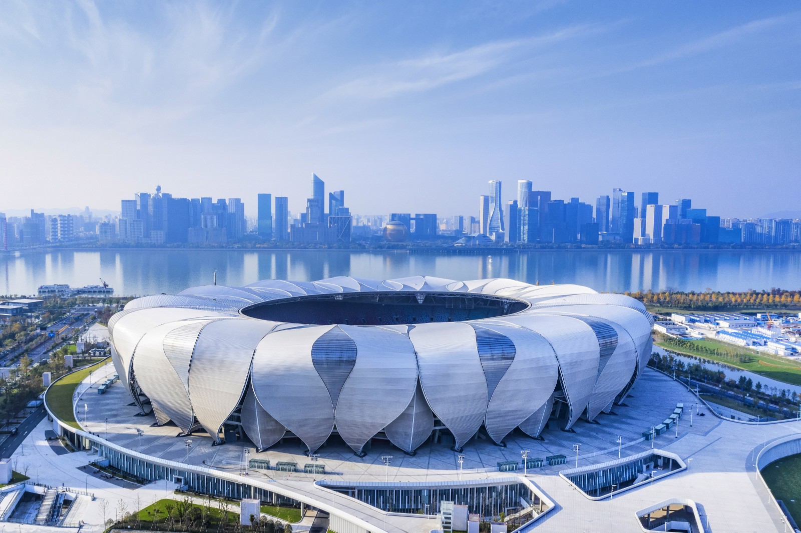 1624953026258368.jpg 压缩版大莲花.jpg