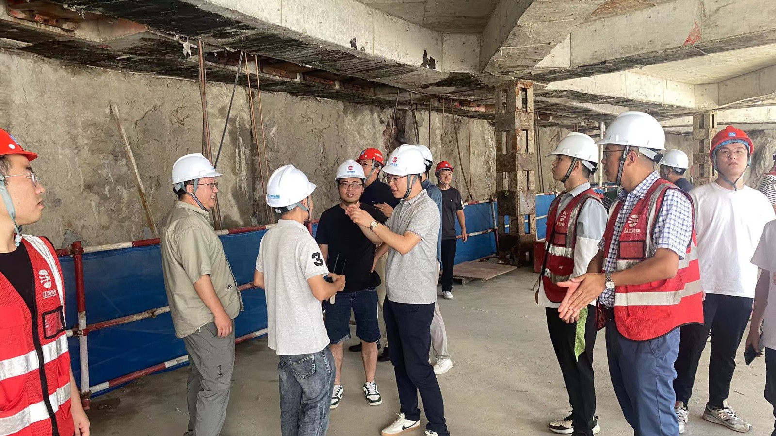 1696656399400983.jpg 1696656399400983.jpg