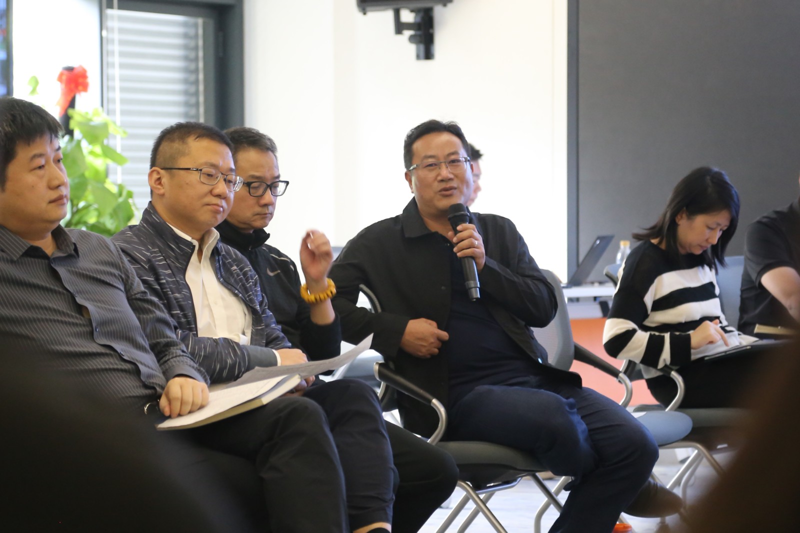 1698894643343125.jpg 1698894643343125.jpg