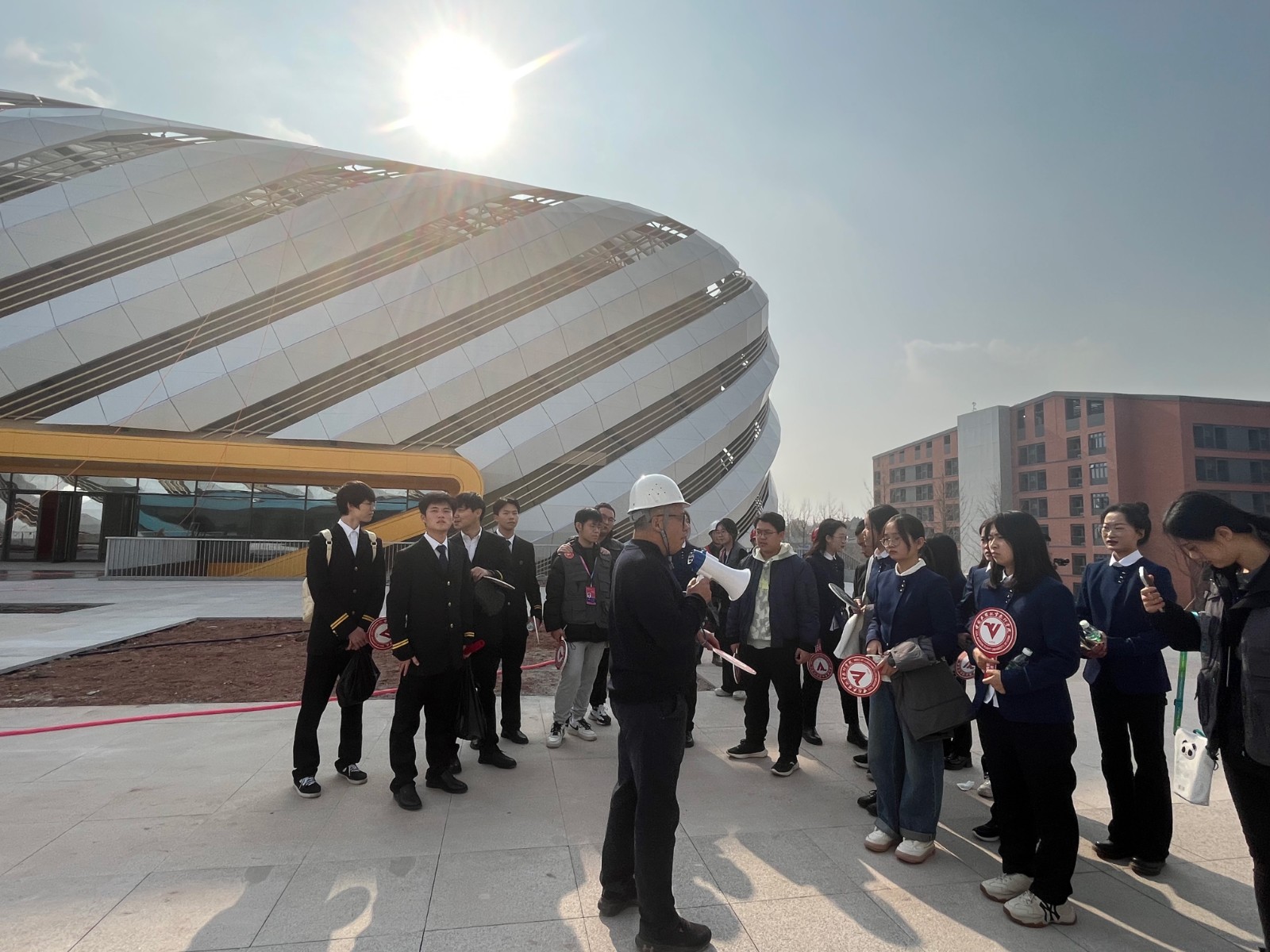 1708391304869073.jpg 1708391304869073.jpg